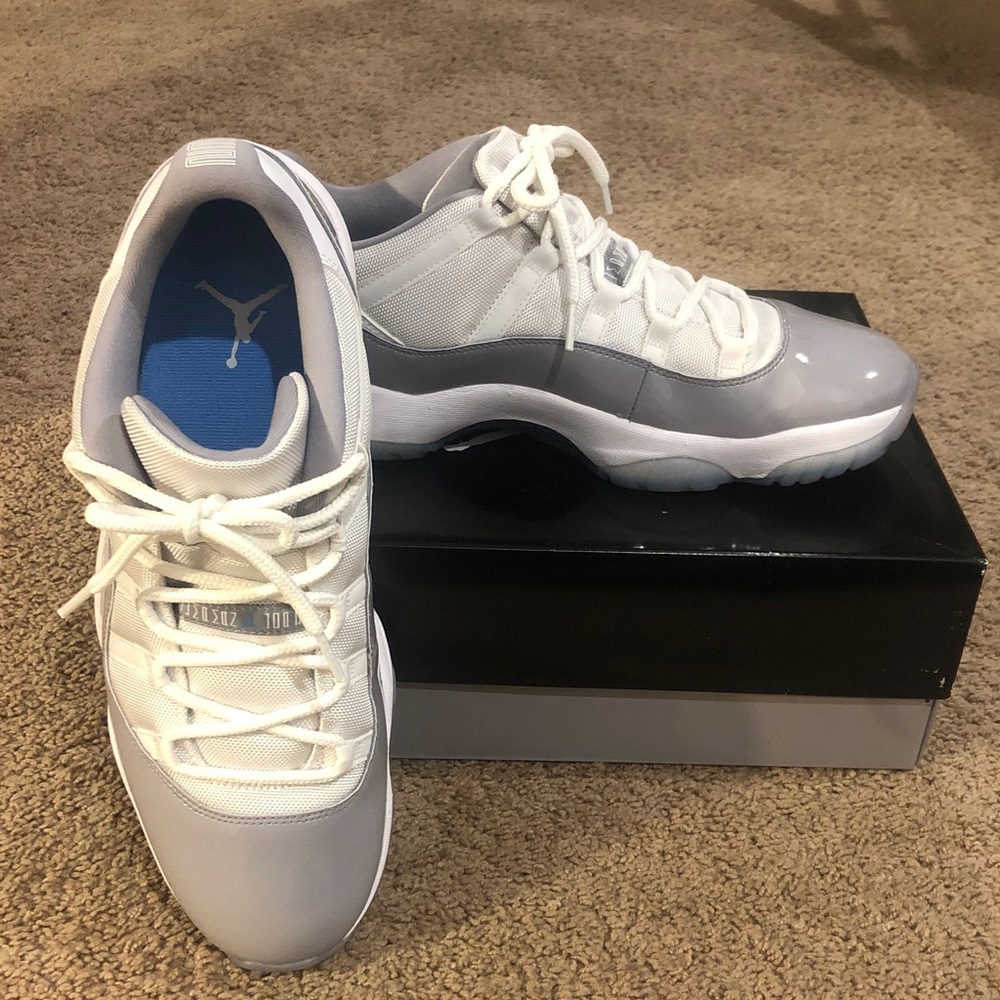 EUC: Air Jordan 11 Retro Low. White/University Blue. Size 14.